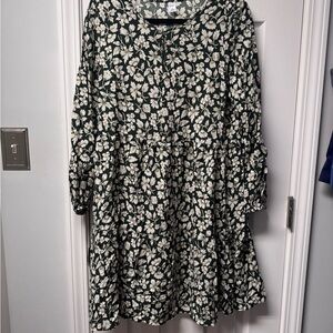 Old Navy Green Floral Midi Dress